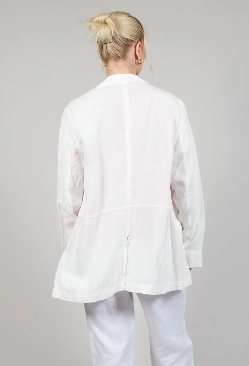 Ambato Blazer in Off White