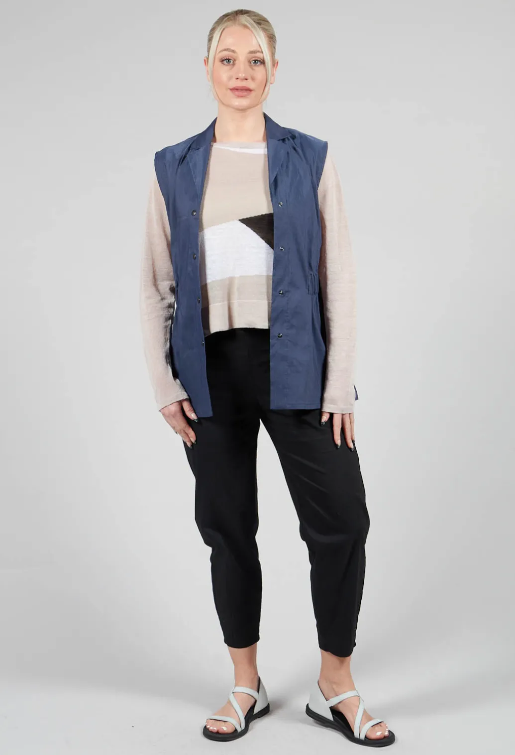 Art Deco Jumper in Mastic