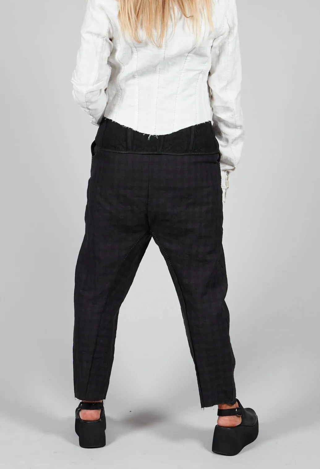 Baggy Trousers in Coal