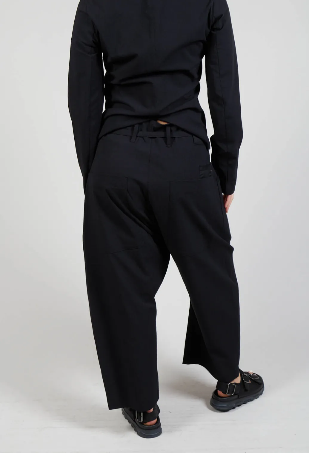 Balloon Trousers in Black