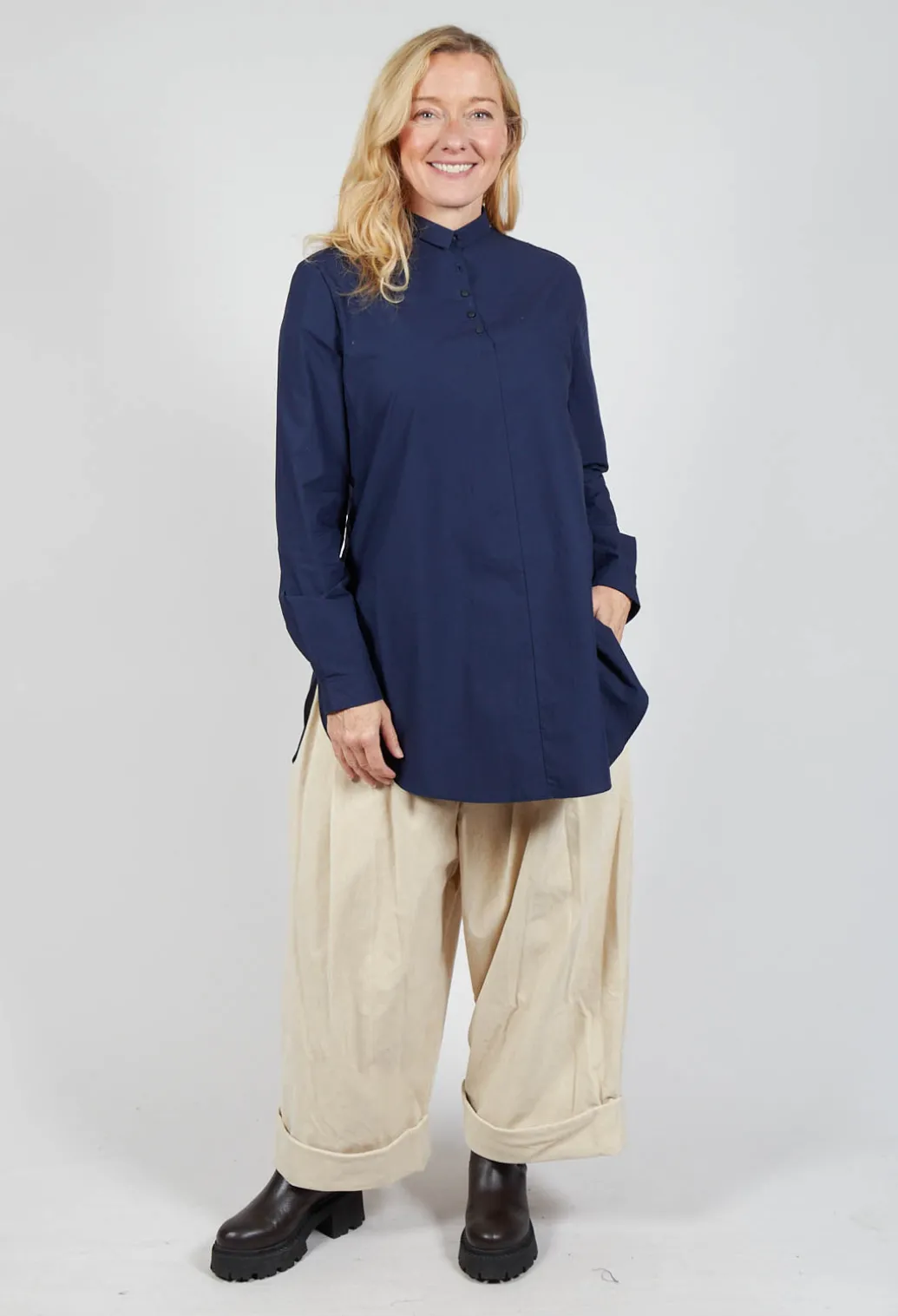 3/4 Button Up Shirt in Blue