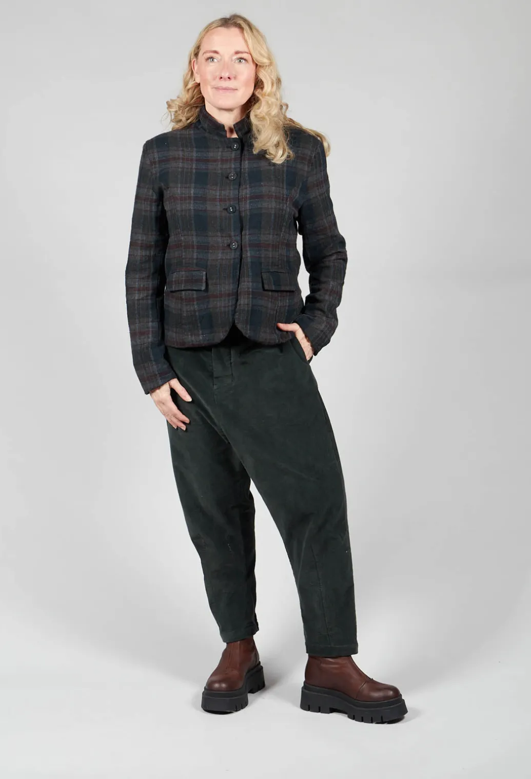 Cotton Plaid Cropped Jacket in Black
