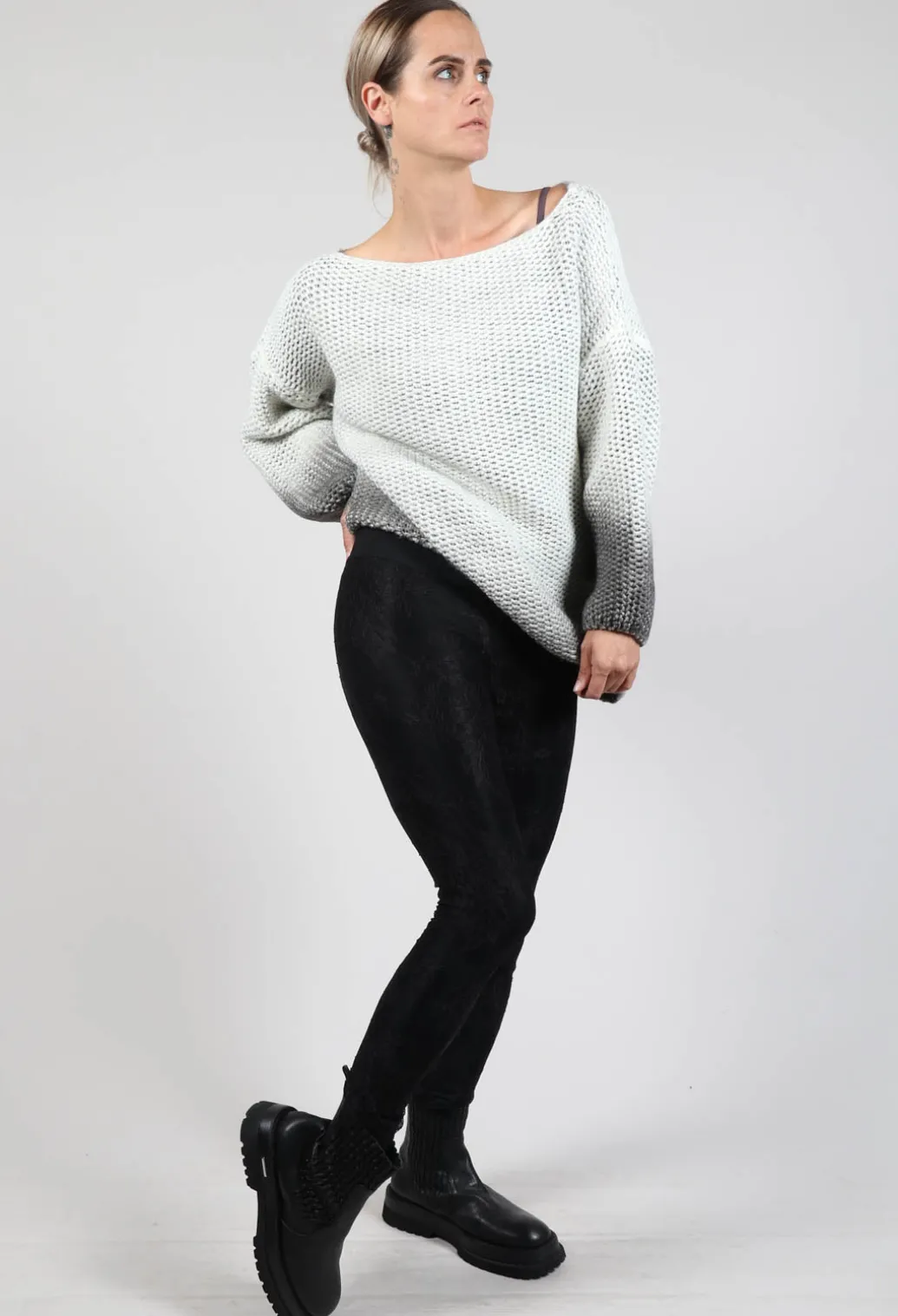 Cropped Lace Leggins in Pizzo Nero