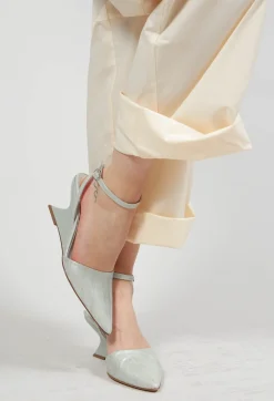 Curved Slingback Heel in Blue Baby