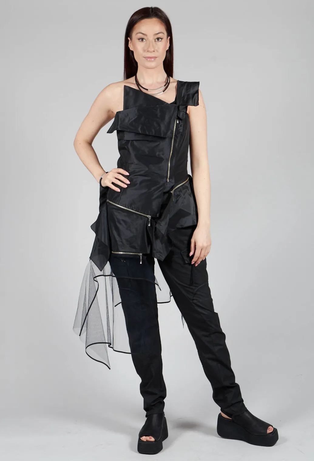 DATA Top in Black