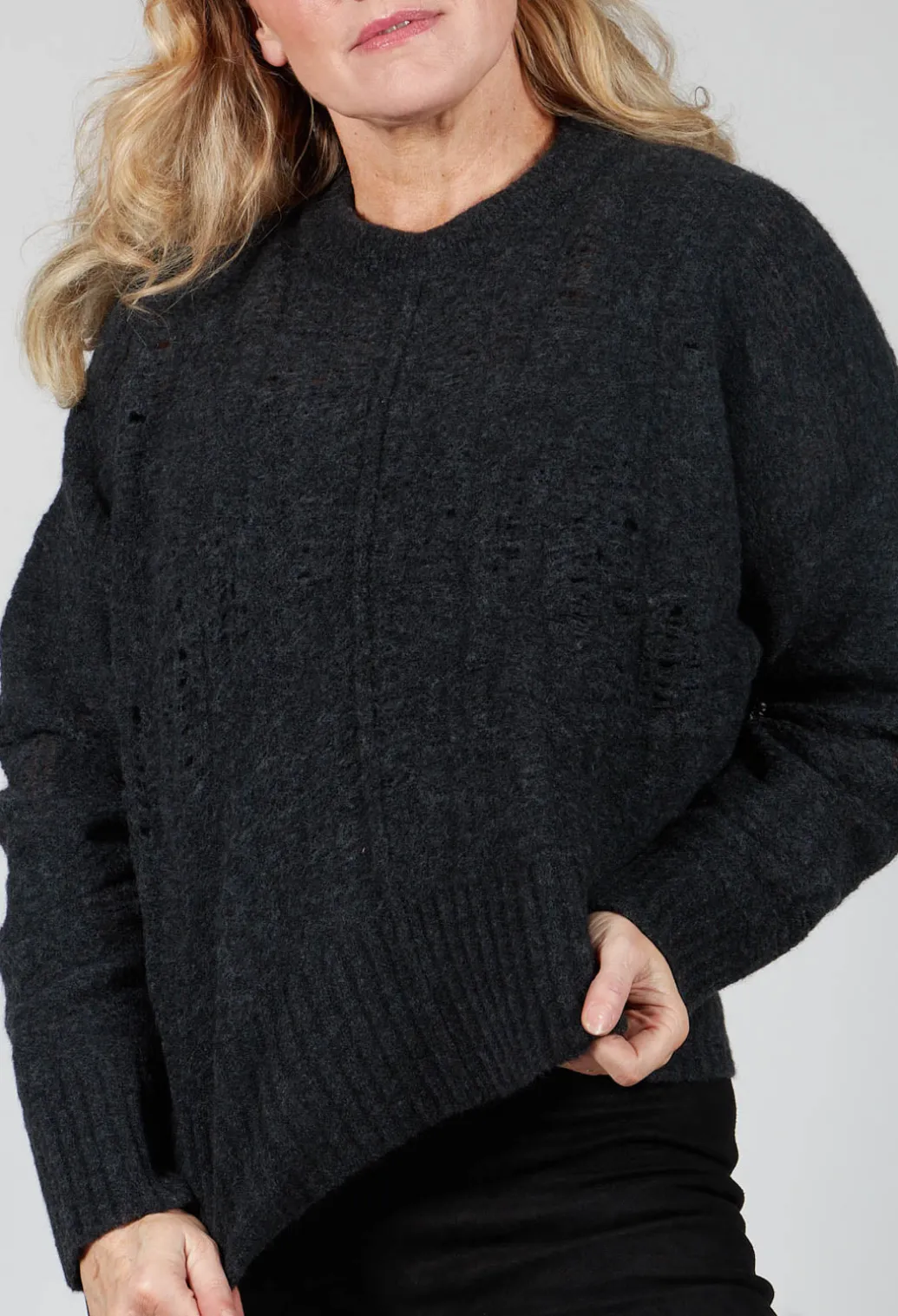 Distressed Top in Graphite