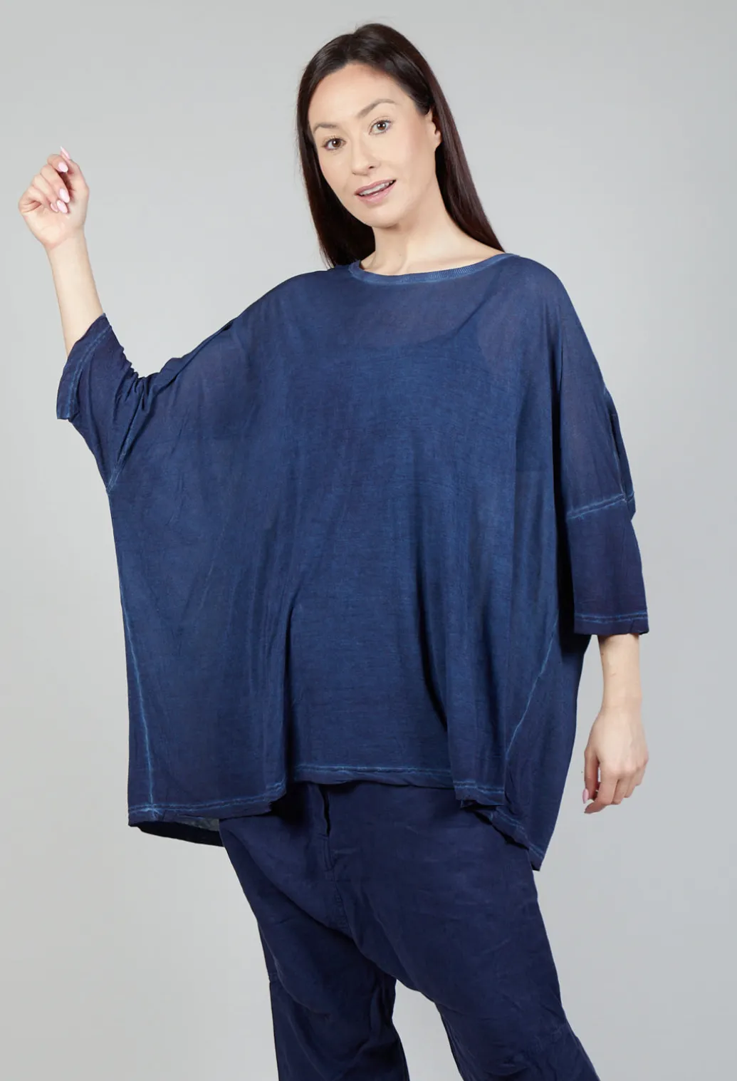 Drop-Shoulder Flow Blouse in Enzian Cloud
