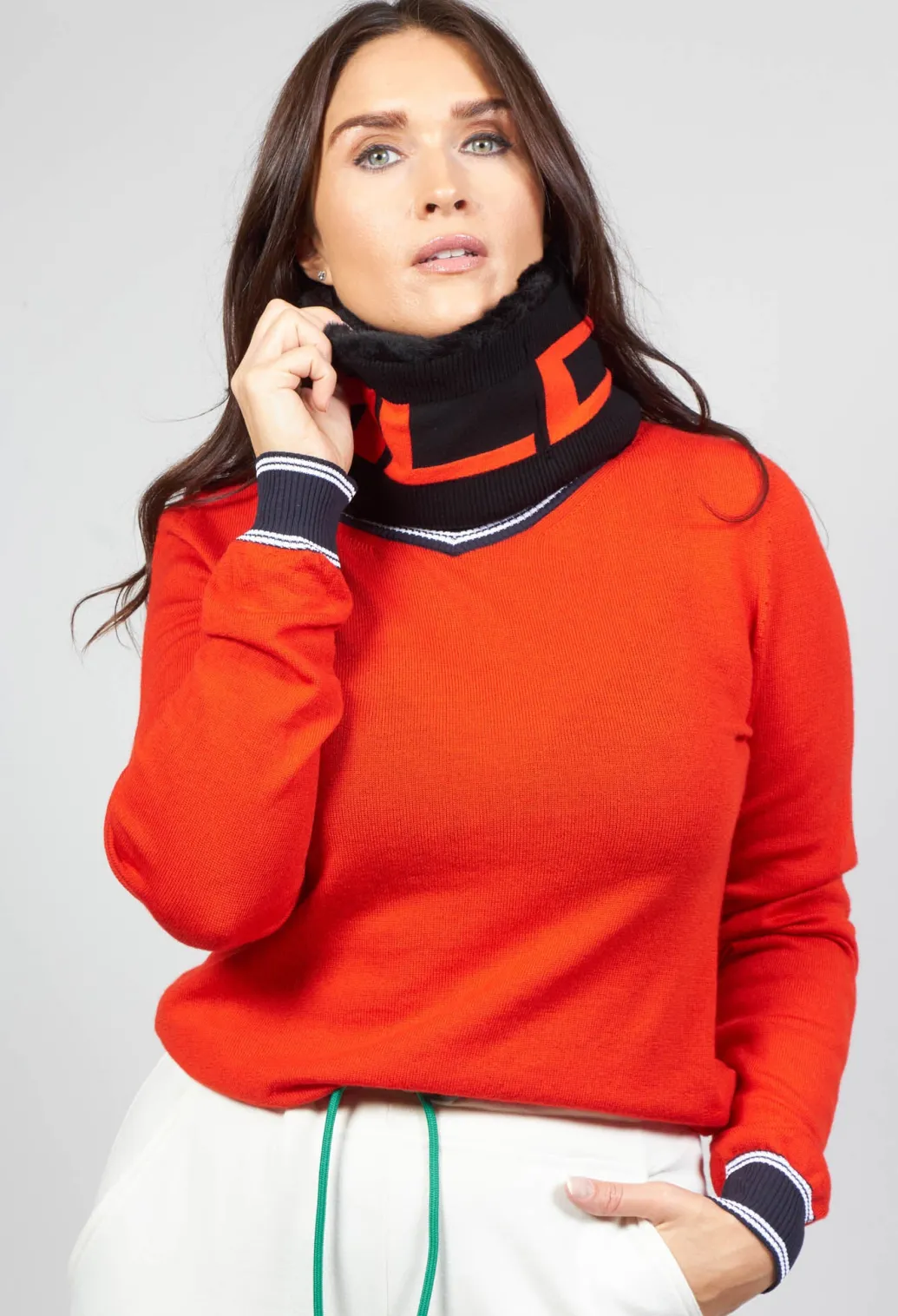 Faux Fur Snood in Molibdenite Black / Orange