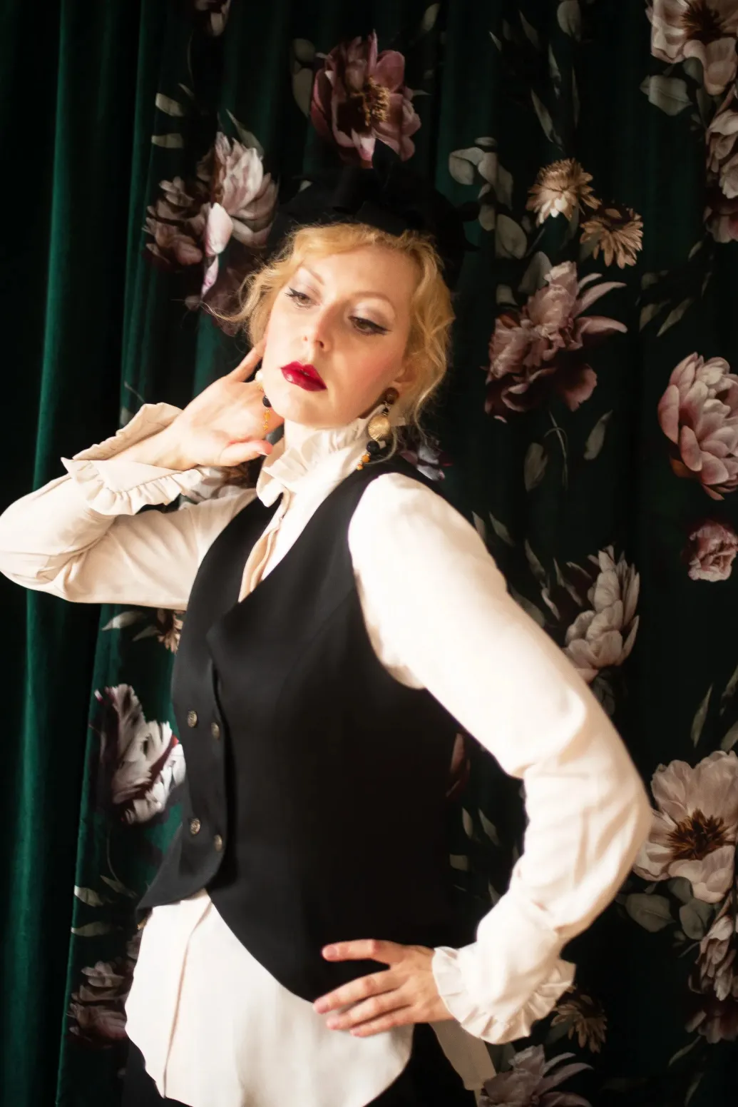 Gypsy Waistcoat in Black