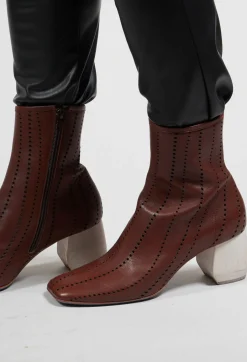 Heeled Ankle Boots in Slight Cuoio