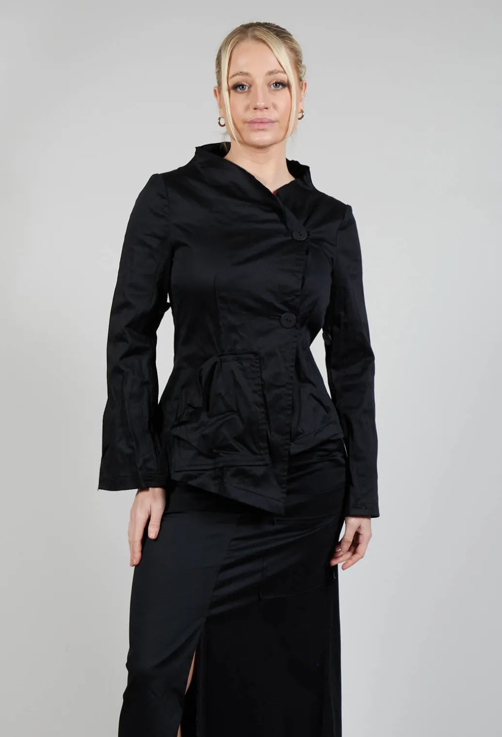 IMER1 Jacket in Black