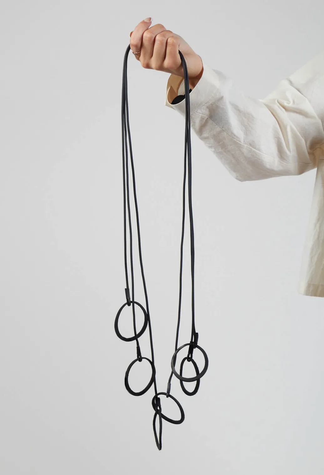 Jacob Necklace in Black