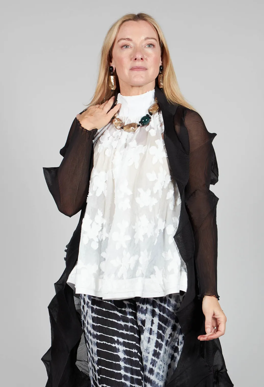 Jacqui Coat in Black