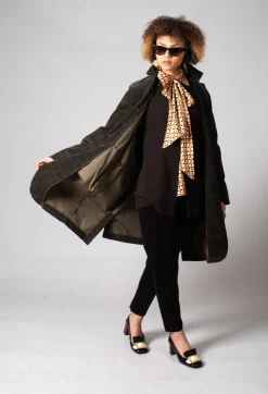 Kikkidea Blouse in Nando Black