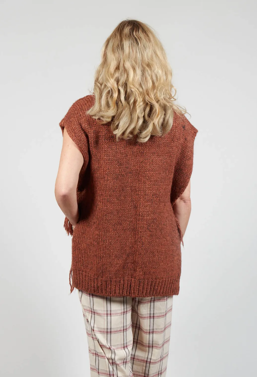 Knitted Cape in Ruggine Rust