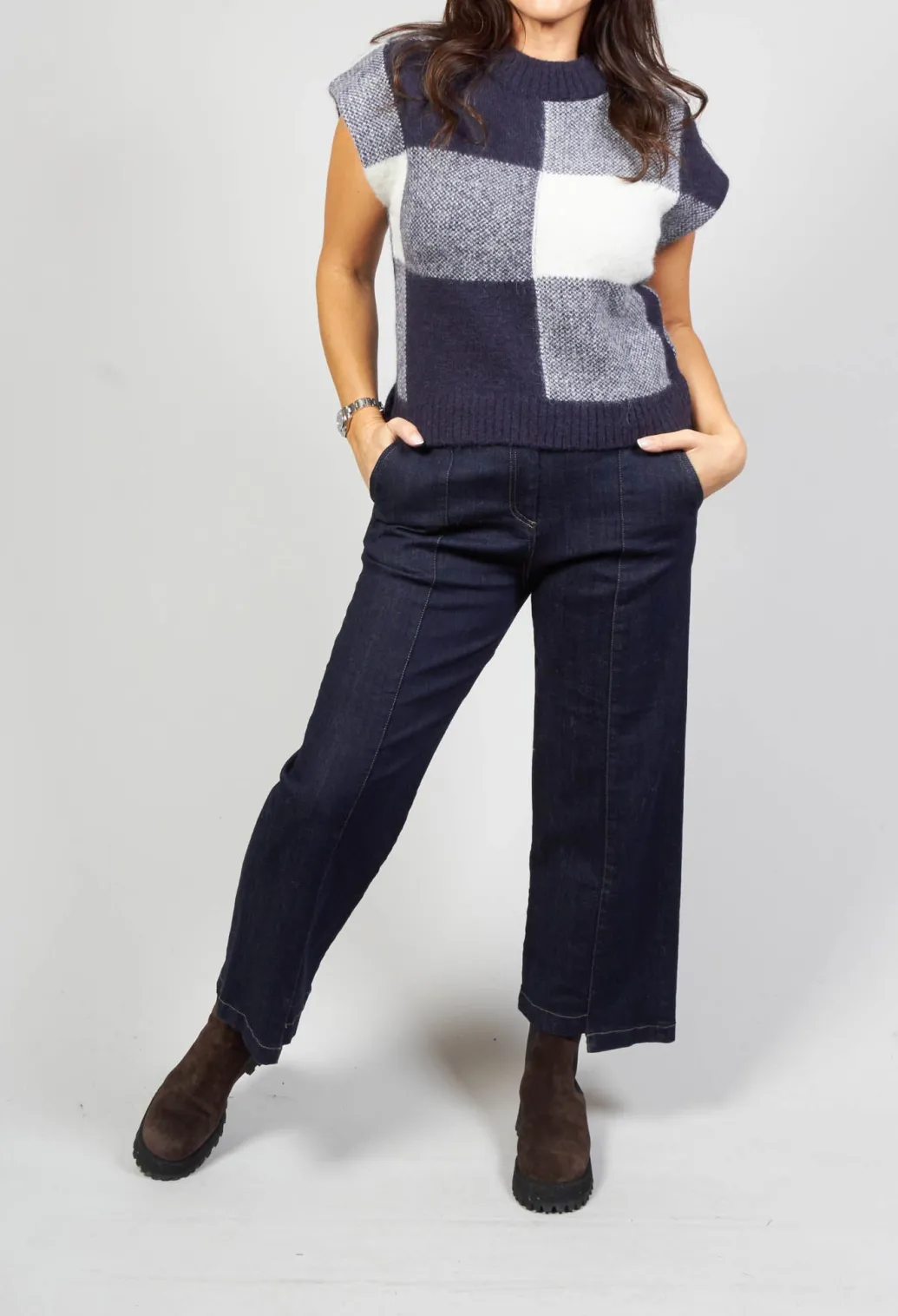 Knitted Vest Checked Jaquard in Navy