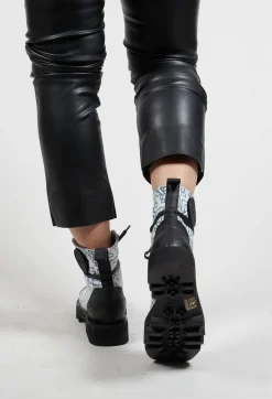 Leather Motif Ankle Boots in Slodi Black / Los Angeles White