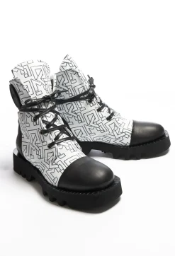 Leather Motif Ankle Boots in Slodi Black / Los Angeles White
