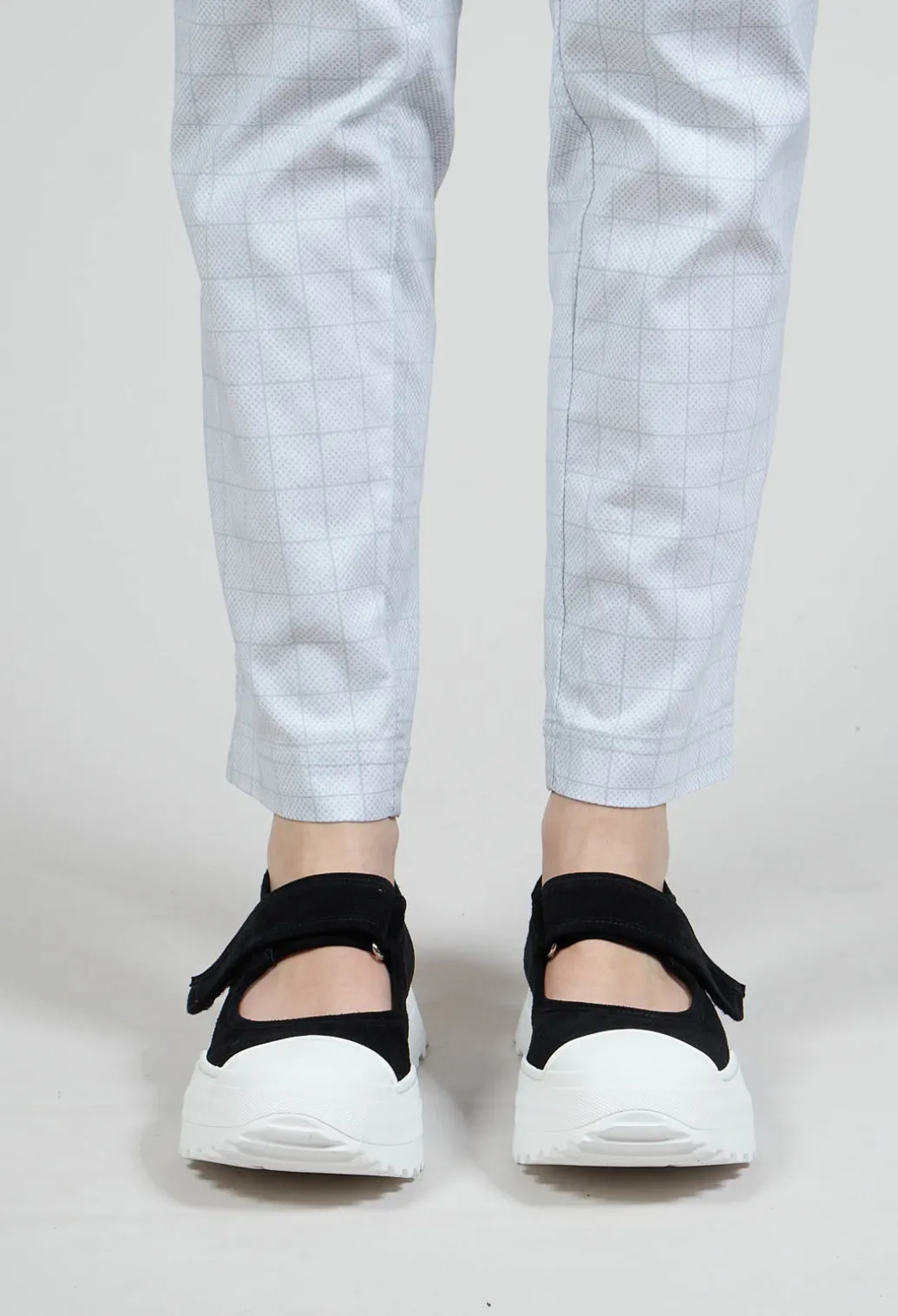 Leather Velcro Strap Pumps in Black