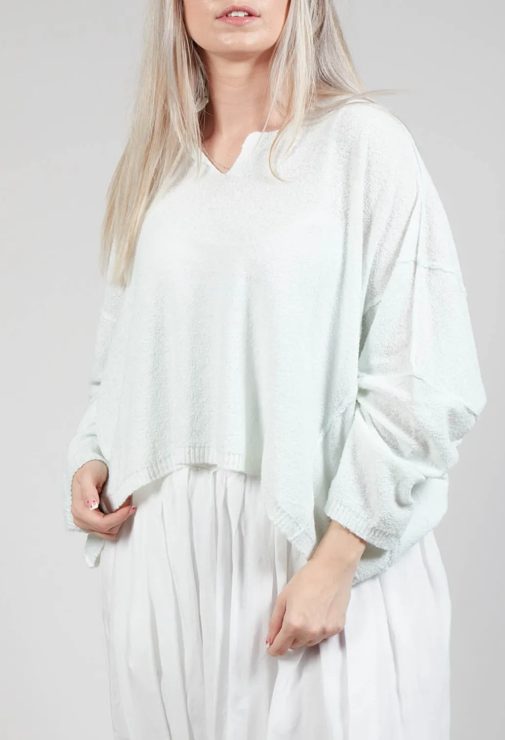 Lightwear Jumper in Tulip 10% Cloud