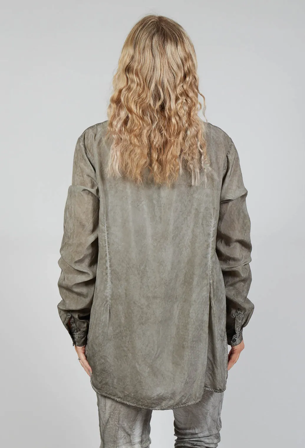 Lightweight Blouse in Hay Cloud