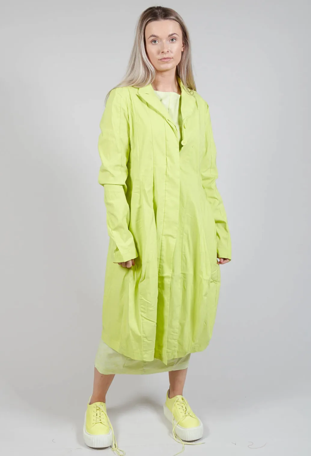 Lightweight Coat with Tulip Hem in Sun