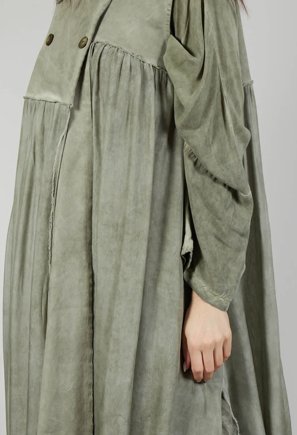 Long Sleeveless Coat in Contone and Viscosa Seta Olive
