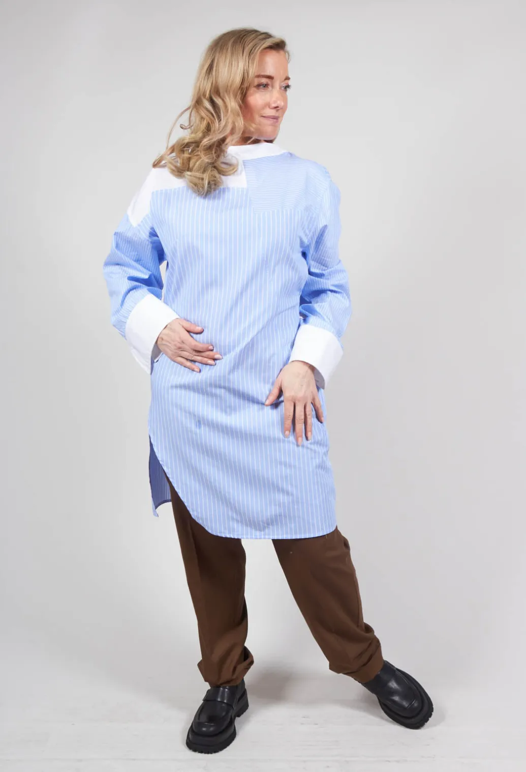 Longline Shirt Ragno in Celeste