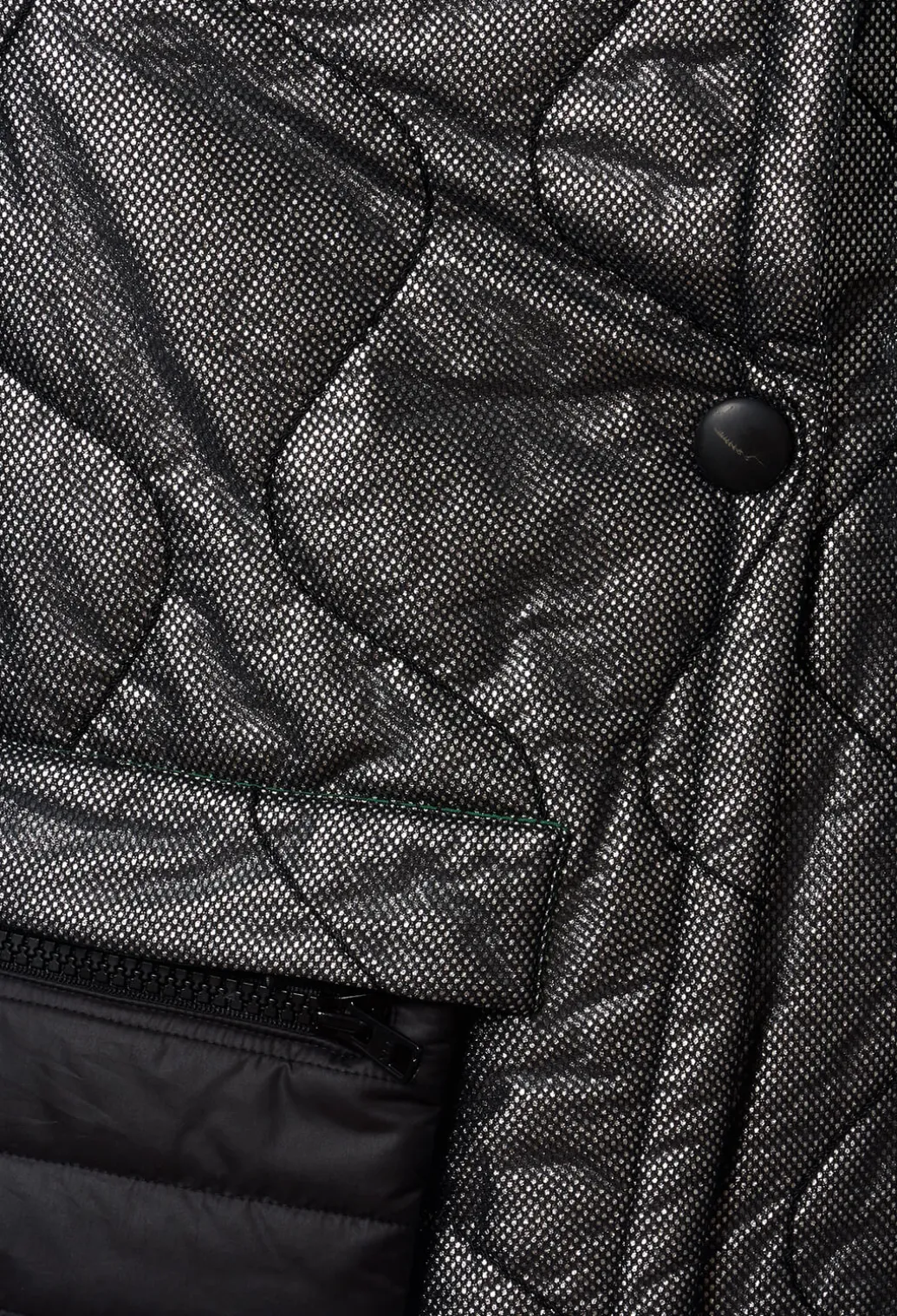 Metallic Puffer Jacket in Ortoclasio Black / Silver