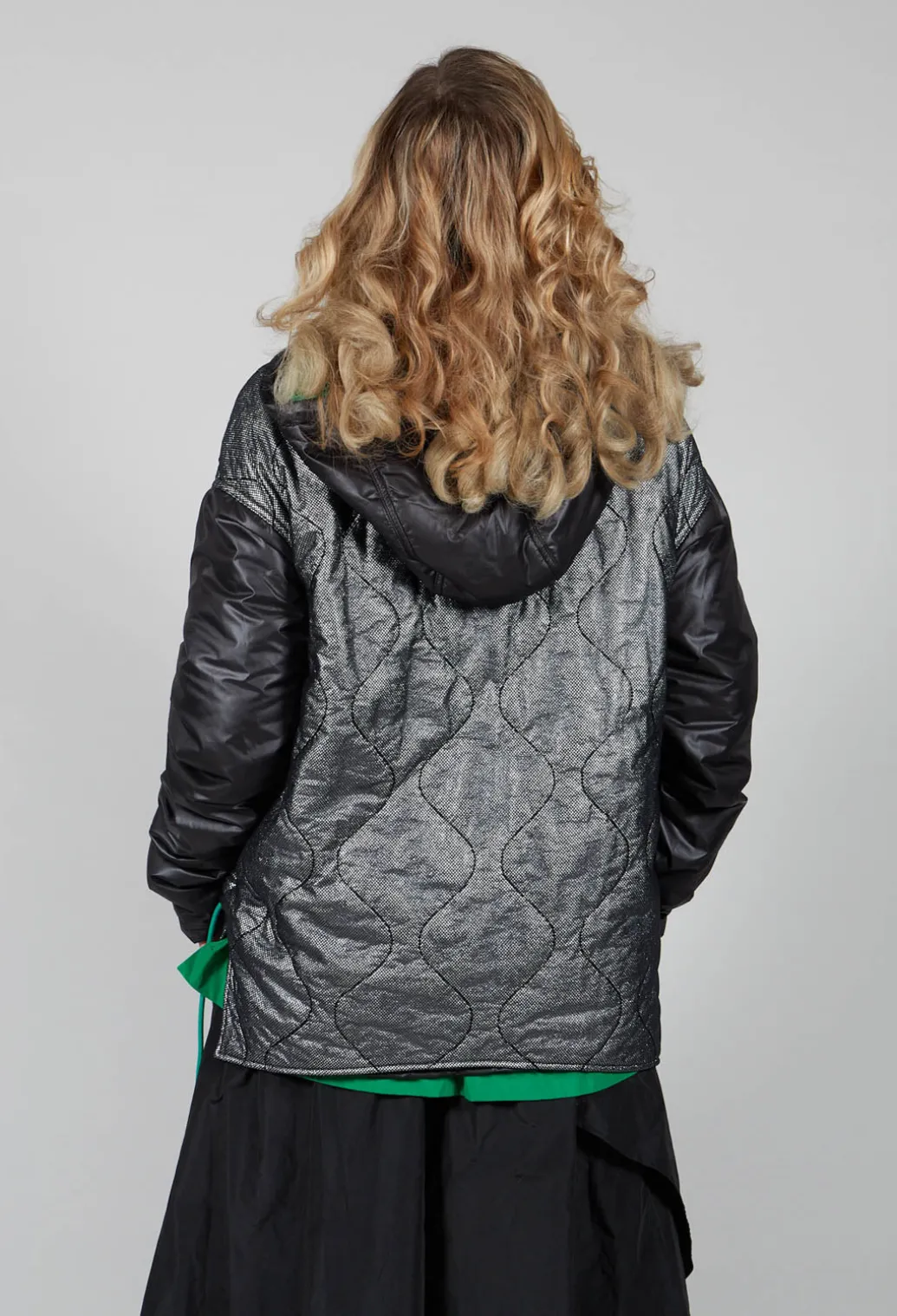 Metallic Zip Up Jacket in Ortoclasio Black / Silver