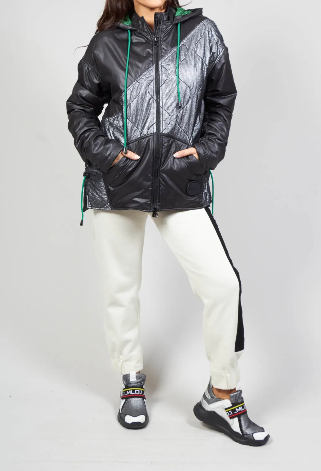 Metallic Zip Up Jacket in Ortoclasio Black / Silver