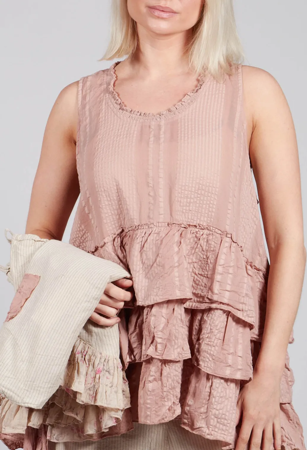 Miracle Top in Embossed Pink