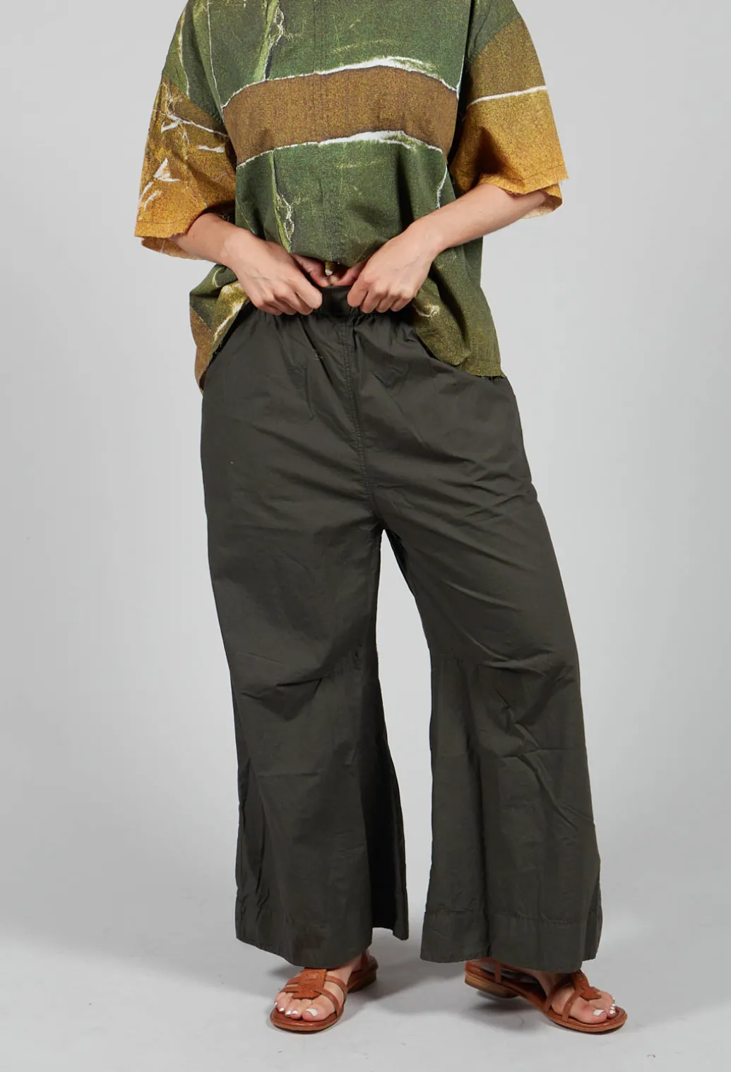 Mismo Trousers in Tea Leaf