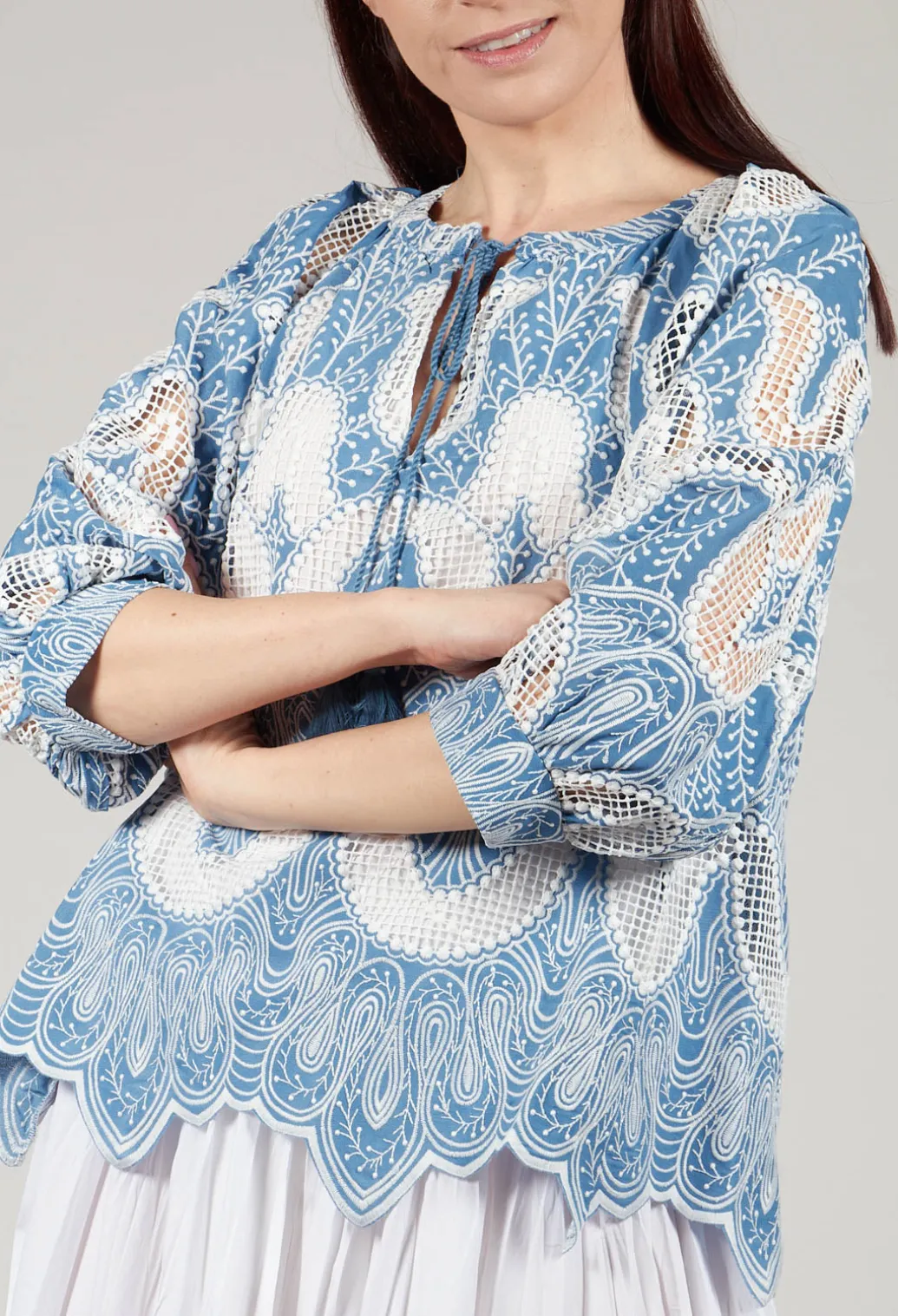 Omaley Embroidered Top in Bleu and Petr