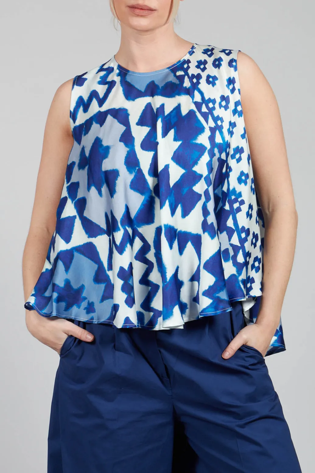 Pleated Sleeveless Blouse in Maya Print