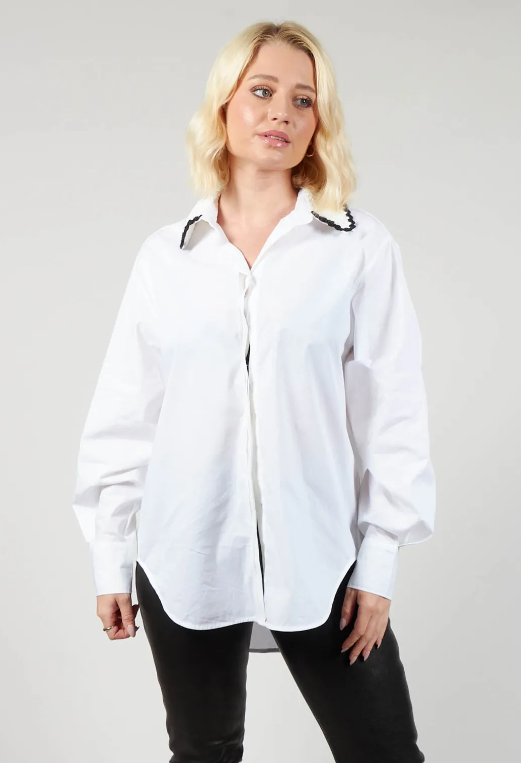 Poplin Cotton Shirt with Knitted Collar in White