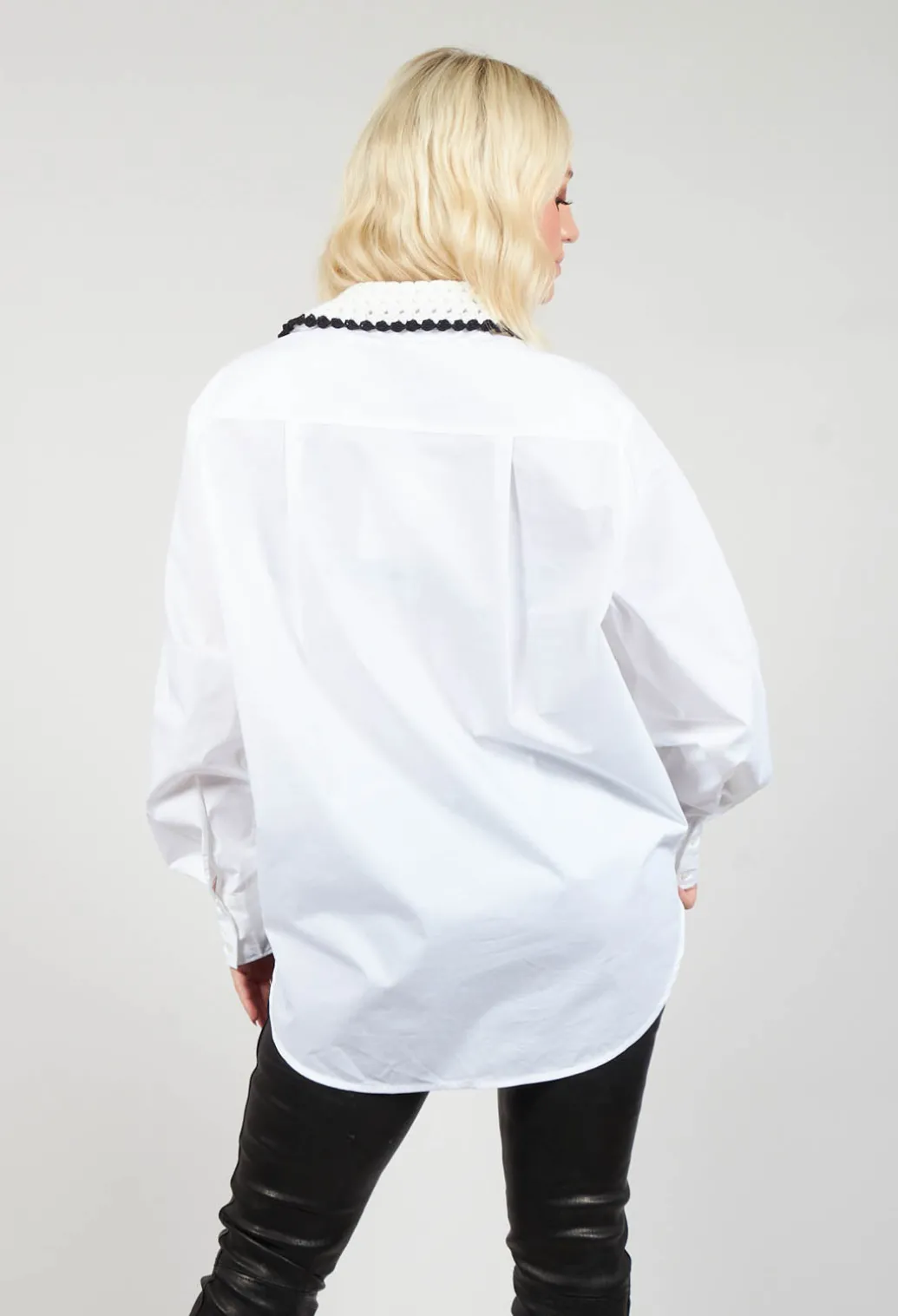 Poplin Cotton Shirt with Knitted Collar in White