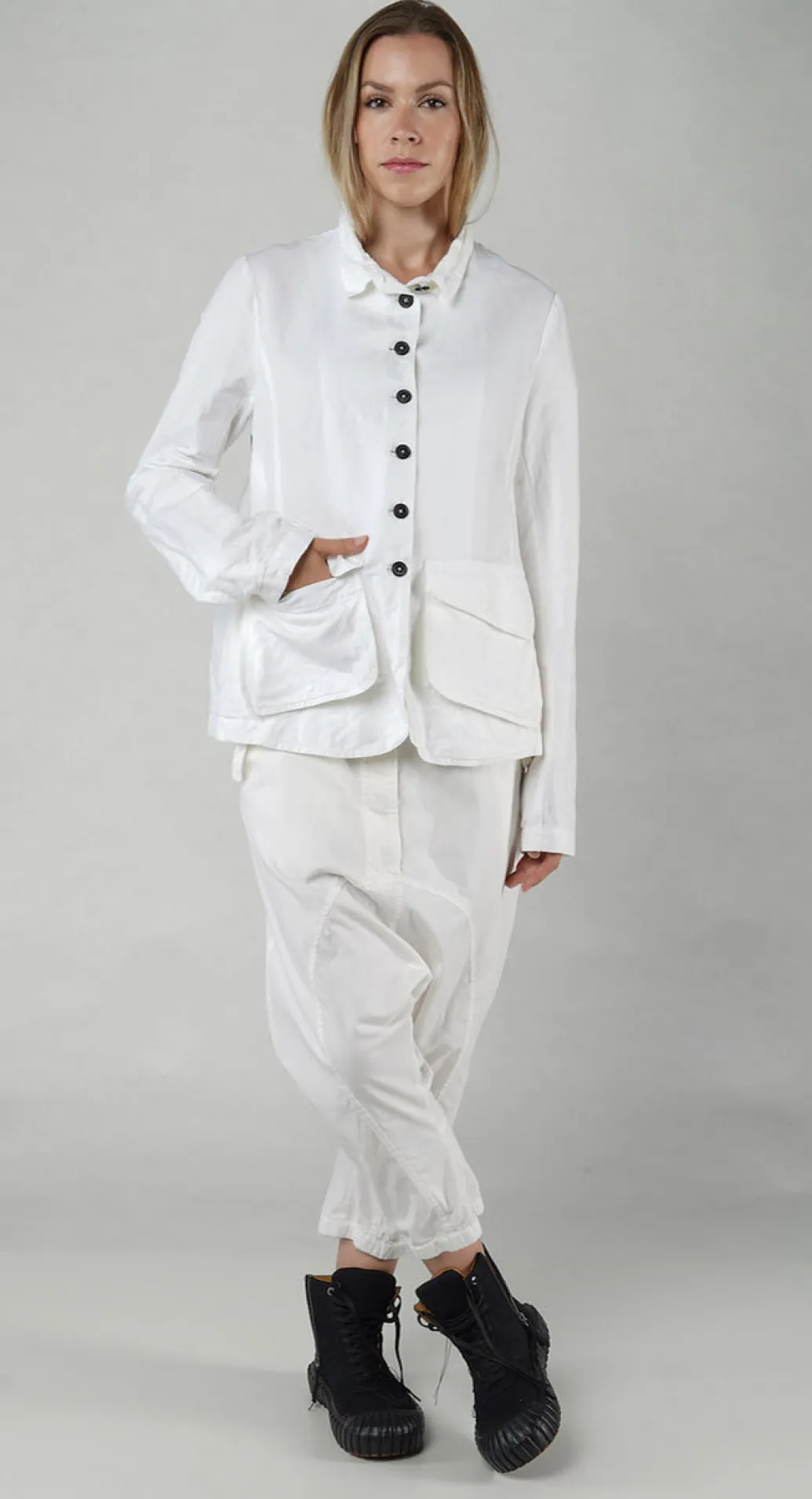 PRE-ORDER - Fitted Button-Down Jacket in Mandarine (Pictured in Semi Bleach)