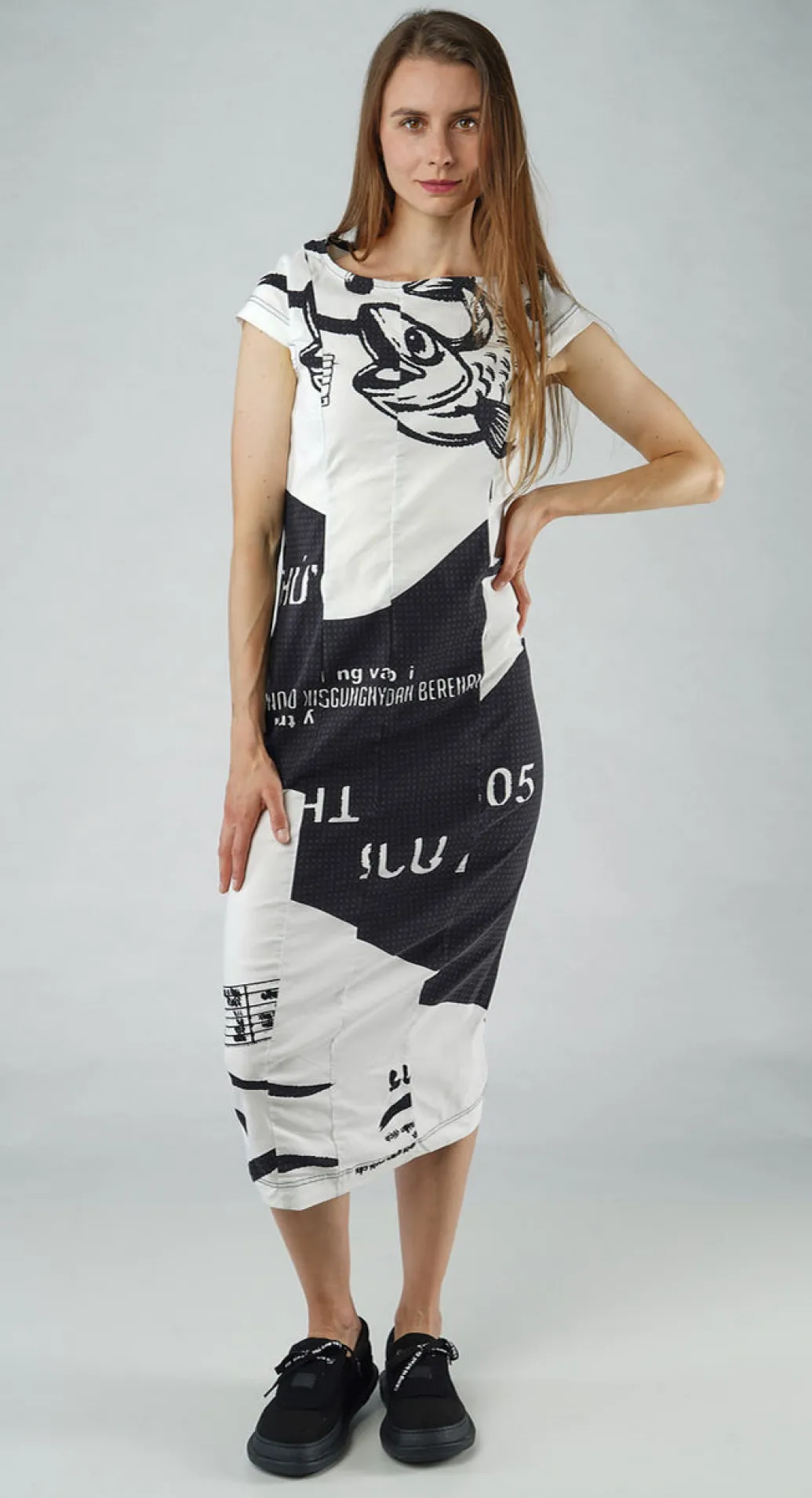 PRE-ORDER - Fitted Dress in Malibu Print (Pictured in Black Print)