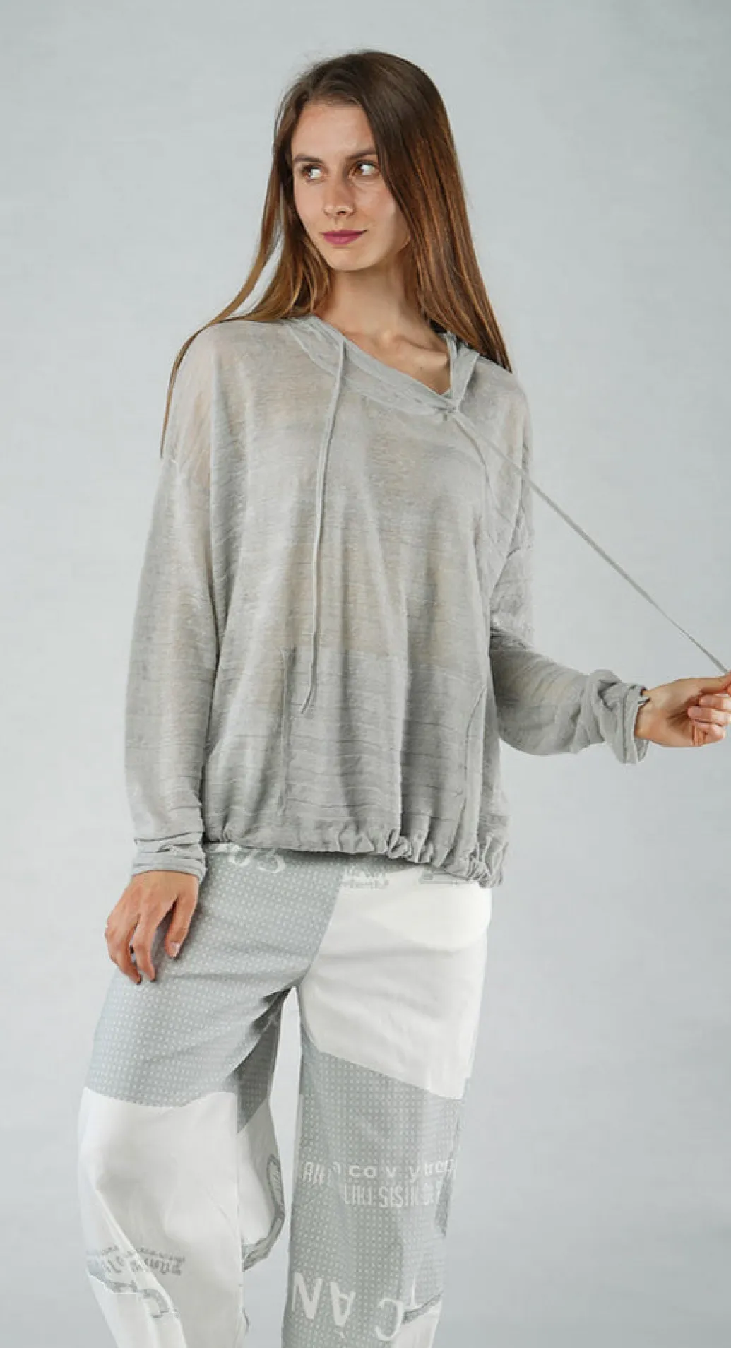 PRE-ORDER - Lightweight Hooded Pullover in Offwhite (Pictured in Grey)