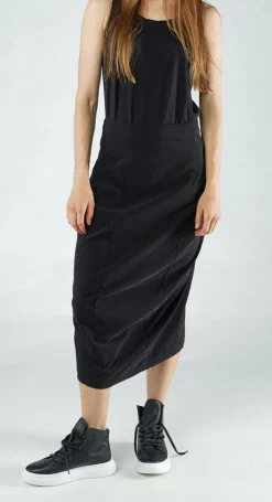 PRE-ORDER - Pull On Curved Hem Pencil Skirt in Grey Pull On Curved Hem Pencil Skirt in Grey (Pictured in Black)