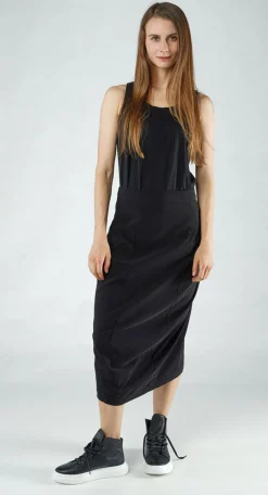PRE-ORDER - Pull On Curved Hem Pencil Skirt in Aqua (Pictured in Black)