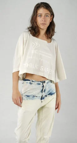PRE-ORDER - Slim Tapered Jeans in Bleachwash