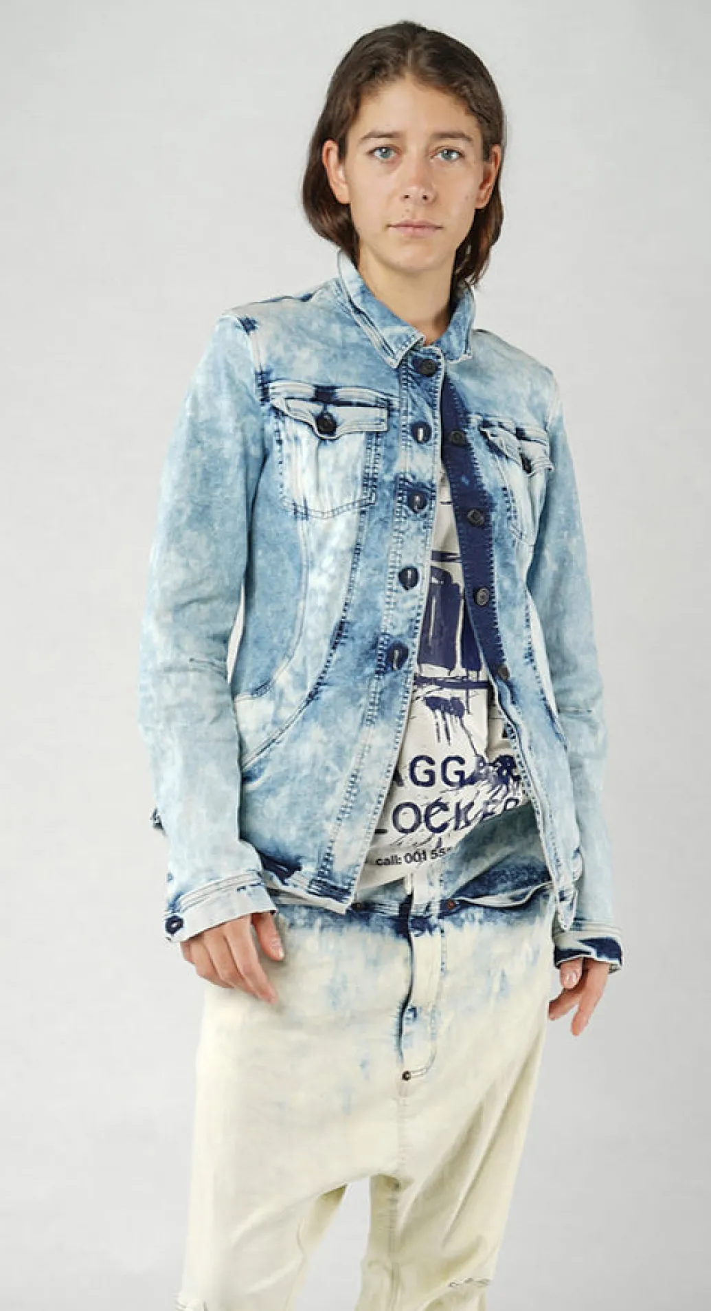 PRE-ORDER - Tailored Denim Jacket in Bleachwash