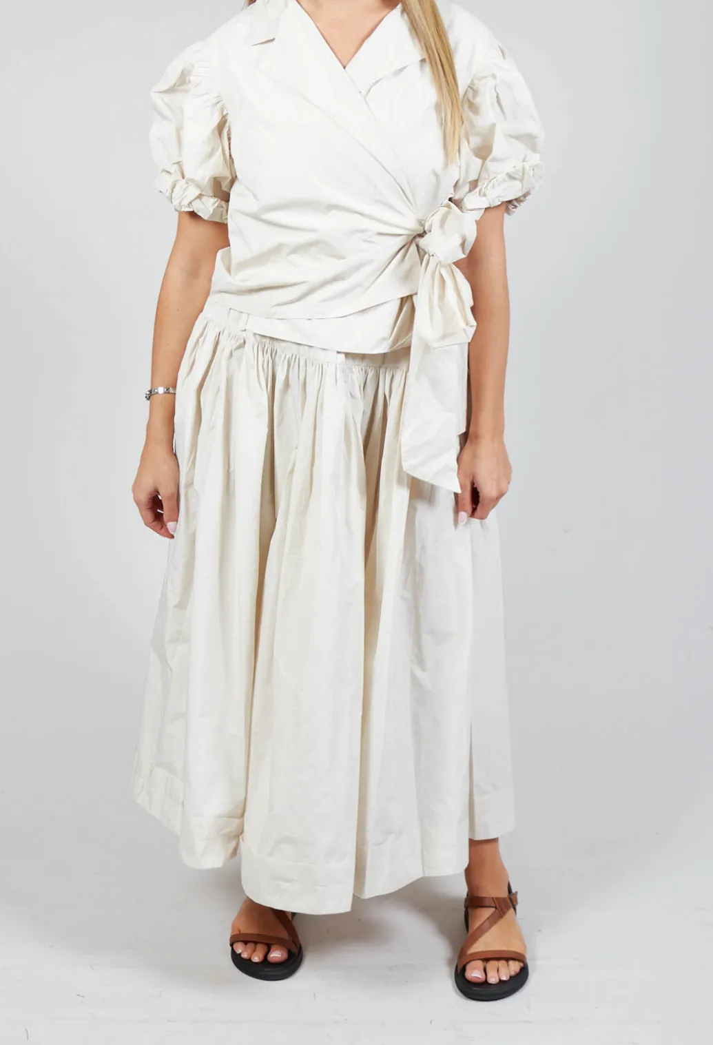 Pull on Pleated Skirt in Ecru