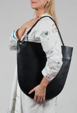 Qadesh Bag in Black
