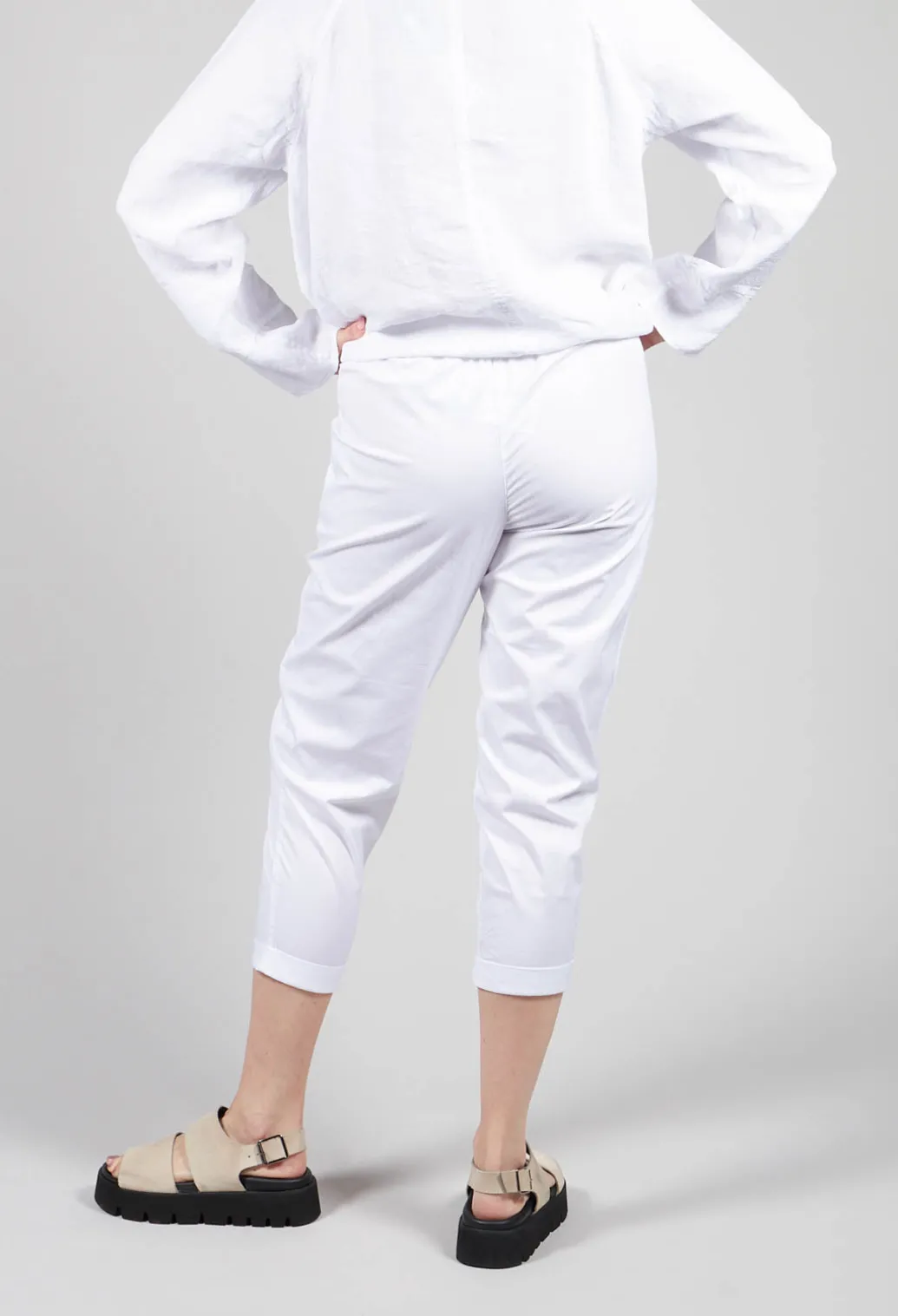 Relaxed Geisha Trousers in White