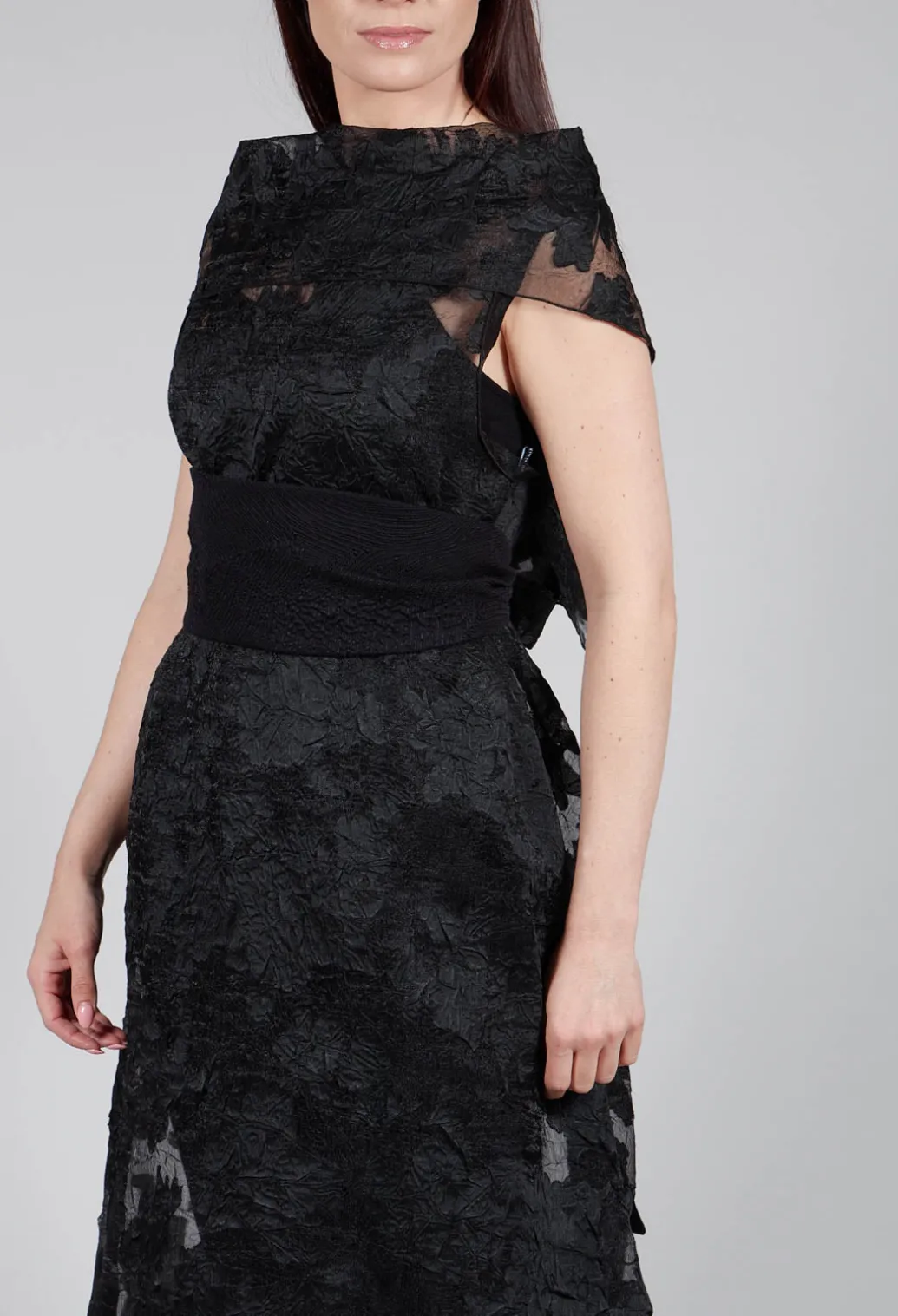 ROBA1 Top in Black