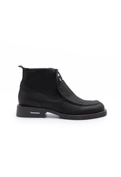 Scarpa Fuco Ankle Boots in Nero