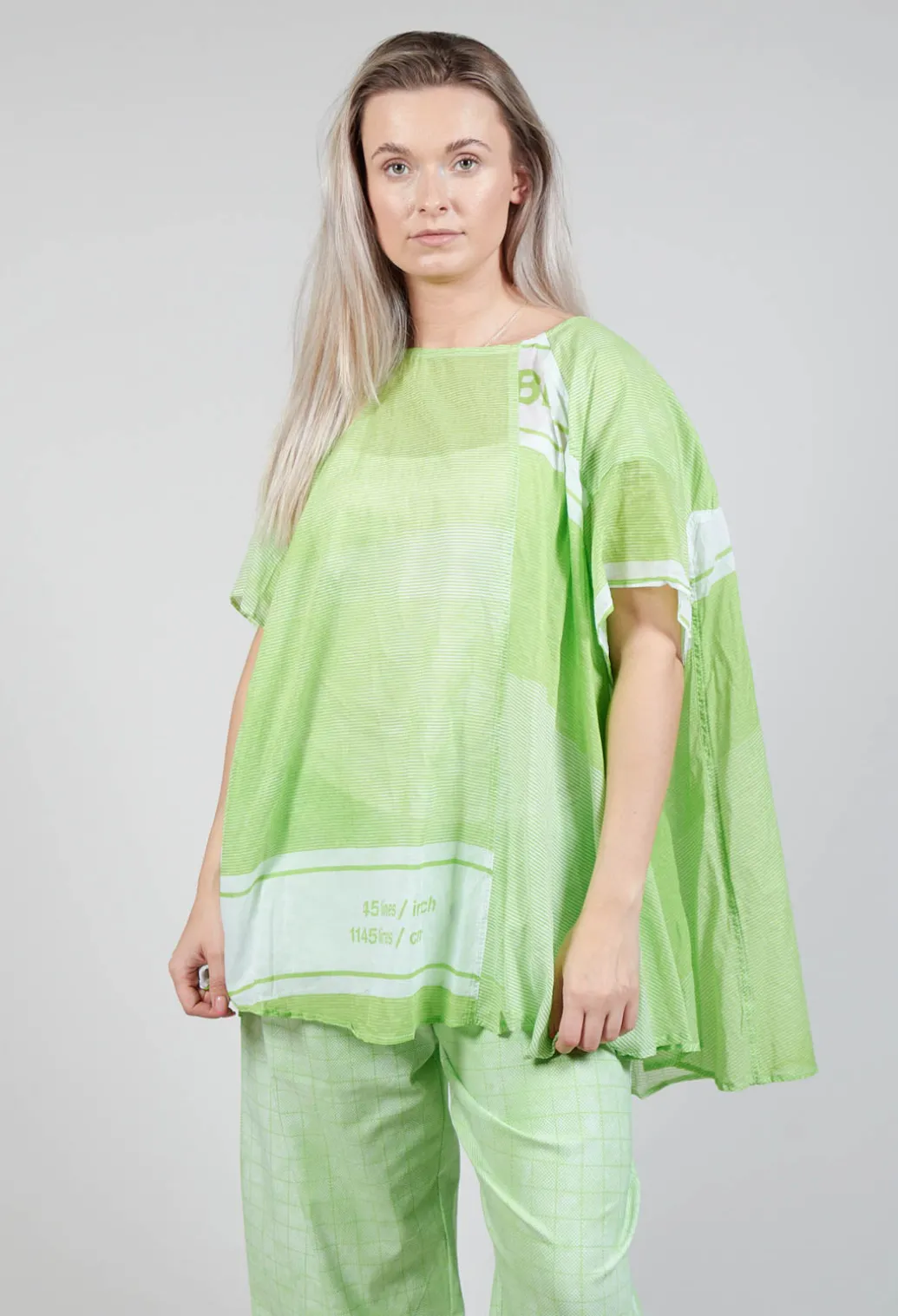 Short Sleeve Cotton Top in Lime Print